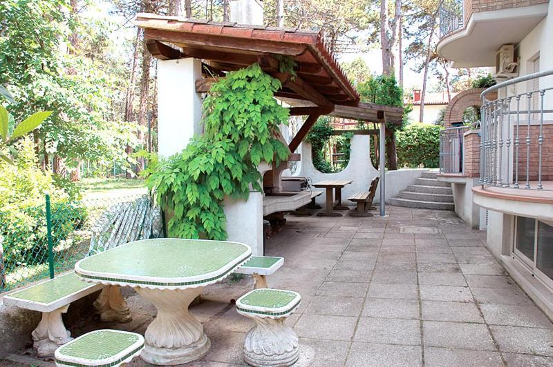 Villa Anny Lignano Sabbiadoro Exterior photo