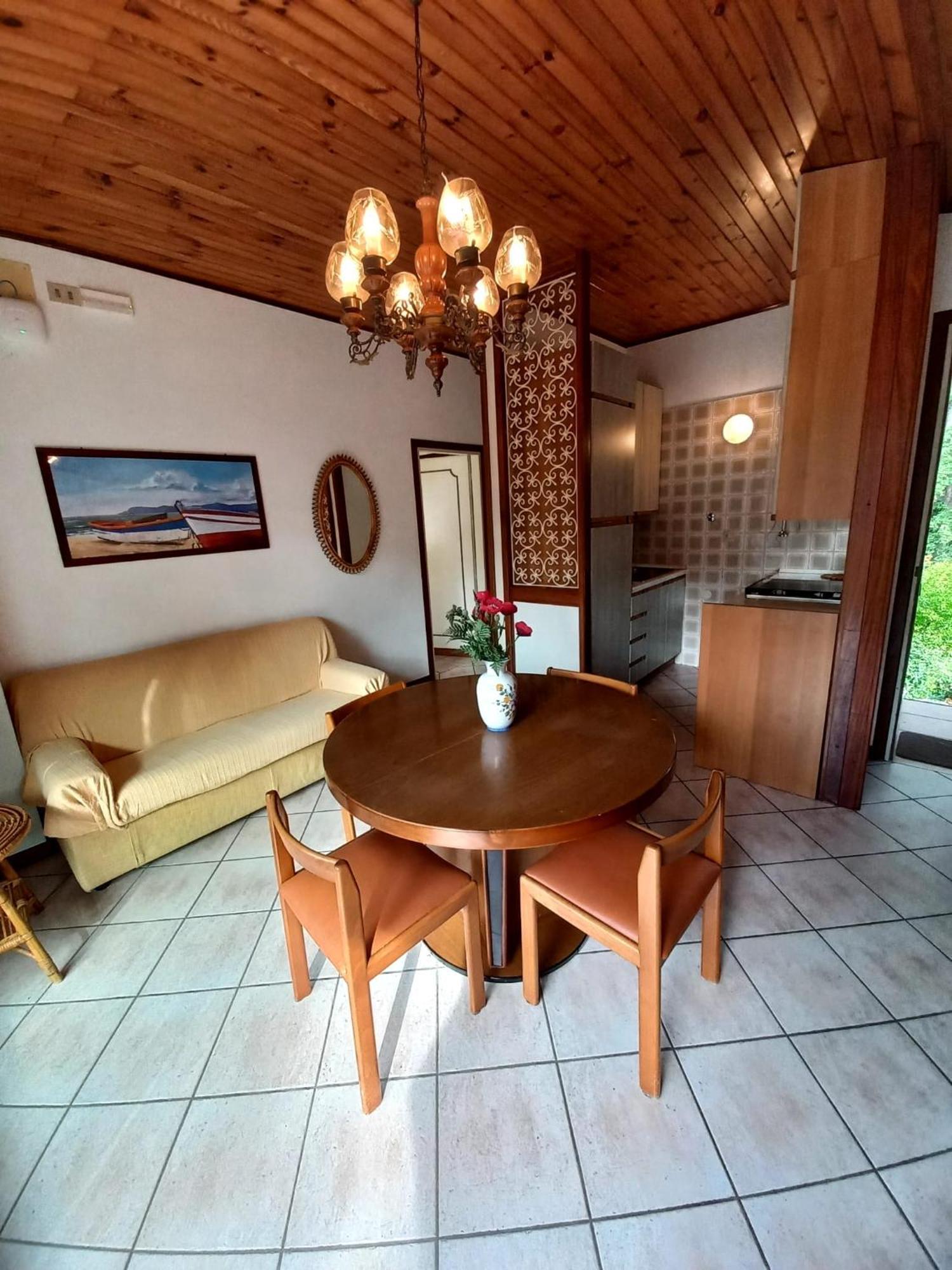 Villa Anny Lignano Sabbiadoro Exterior photo